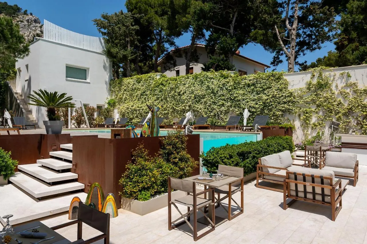 Unico Boutique Hotel D'Arte Mondello