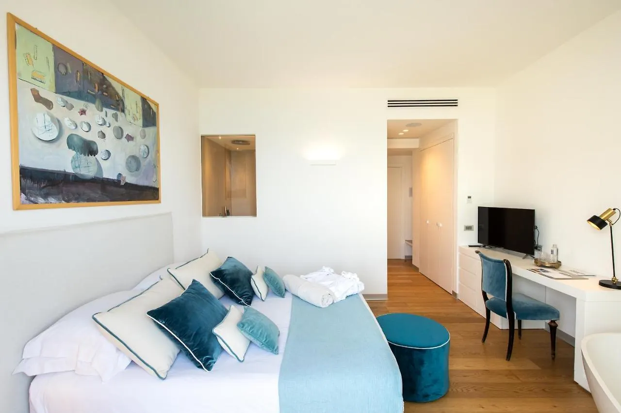 ****  Unico Boutique Hotel D'Arte Mondello Itália